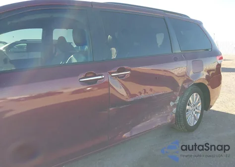 2012 Toyota Sienna Limited V6 7 Passenger z USA, uszkodzony, nr VIN 5TDYK3DC6CS235331